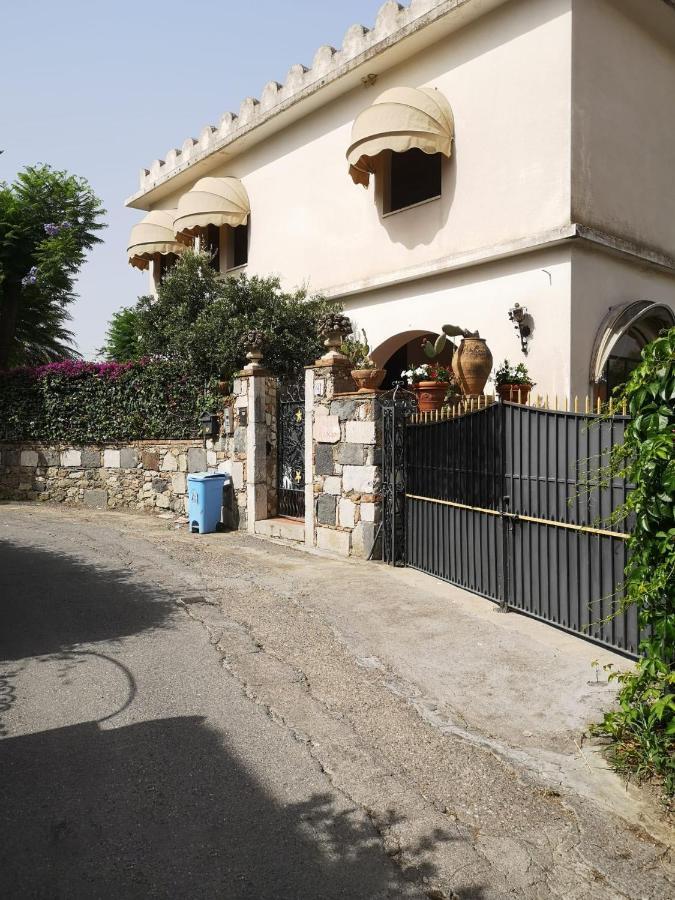 Villa Alkantara Taormina Eksteriør billede